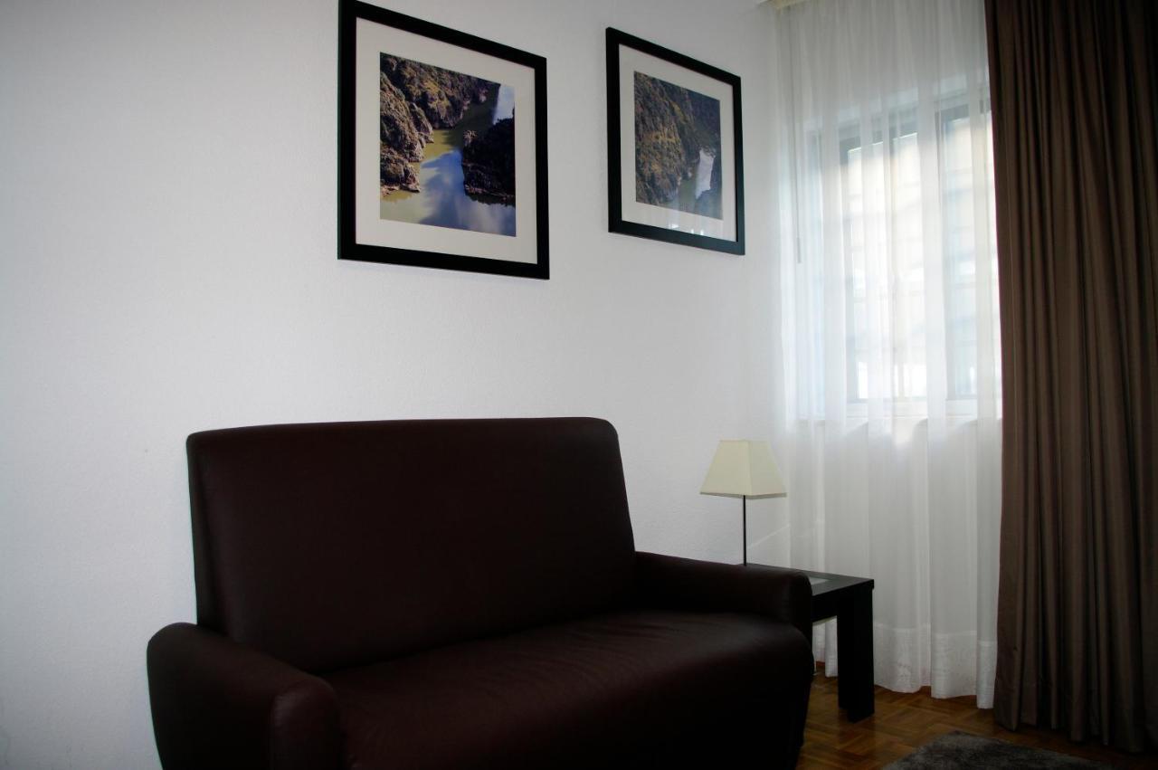 Hotel O Encontro Sendim  Bilik gambar