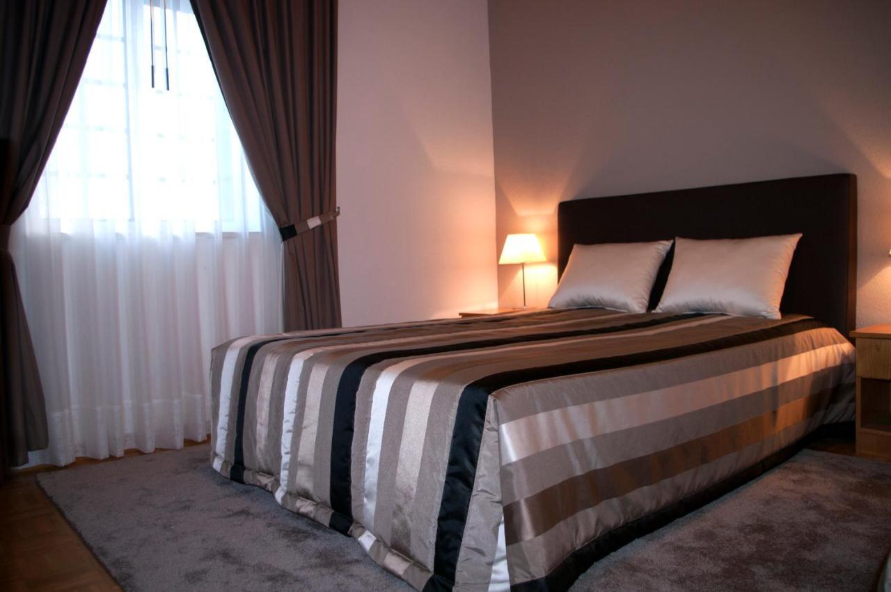 Hotel O Encontro Sendim  Bilik gambar